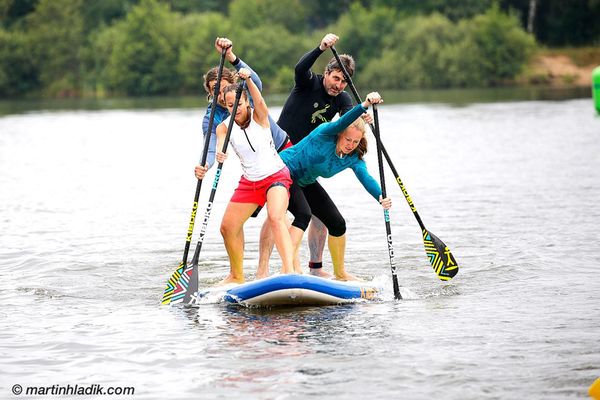 Týmový paddleboard 01 | Týmové paddleboardy